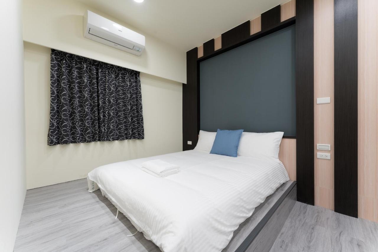 Reise Guesthouse 喜遊旅宿 ゲストハウス 旅マニア Tainan Exteriör bild