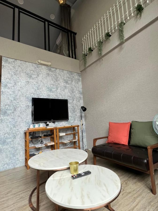 Reise Guesthouse 喜遊旅宿 ゲストハウス 旅マニア Tainan Exteriör bild
